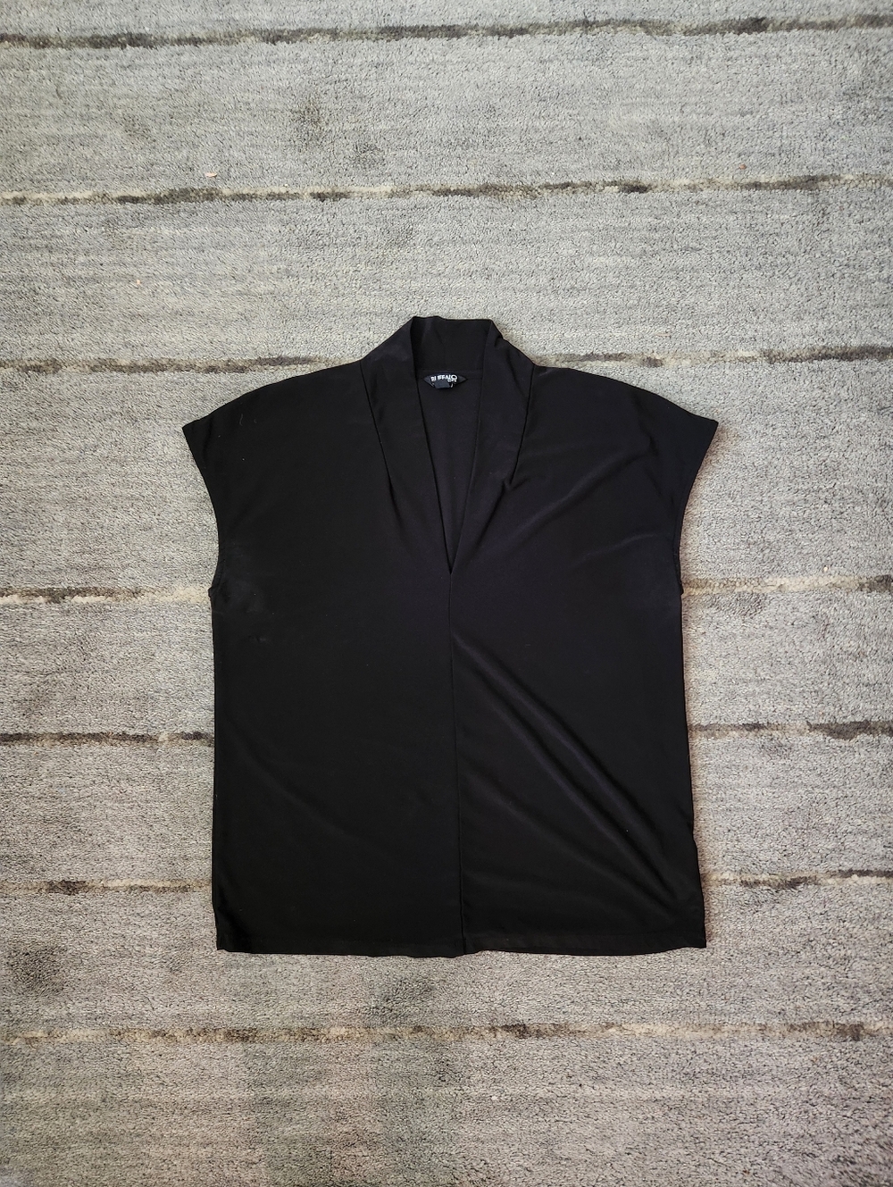 Buffalo David Bitton Black V-Neck Cap Sleeve Blouse